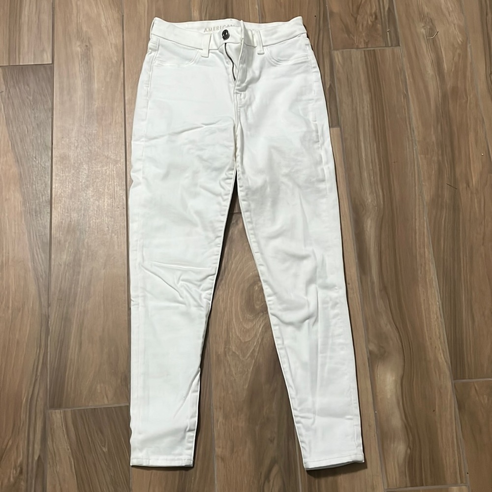 White American Eagle Jeans